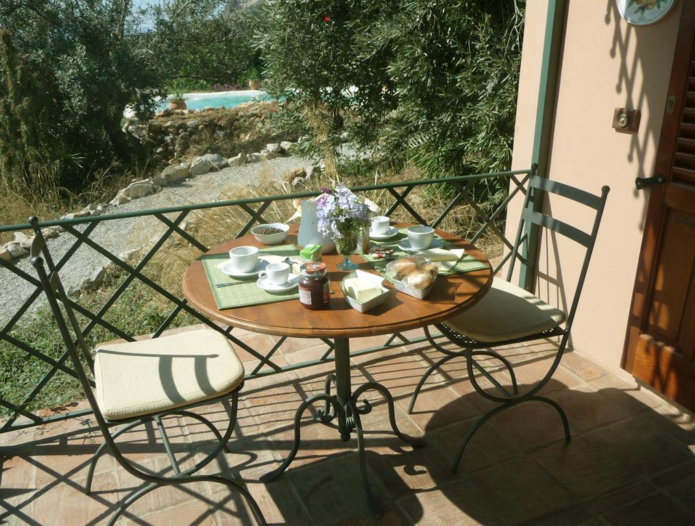 Villa Paladino Solunto Santa Flavia Bilik gambar