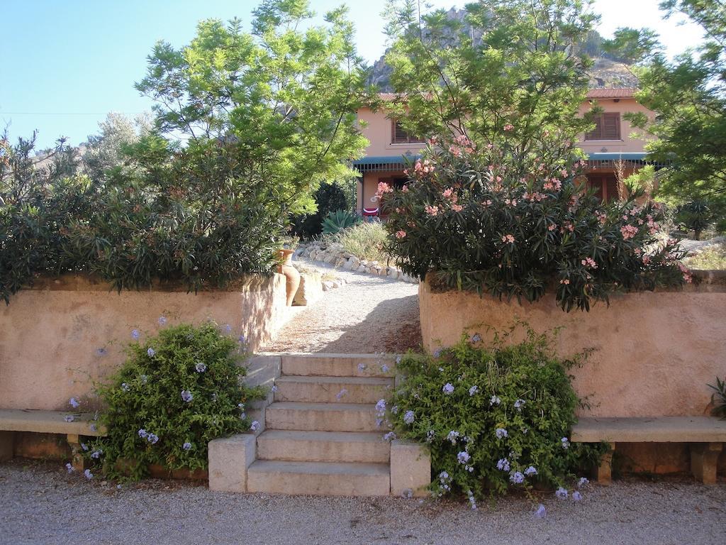 Villa Paladino Solunto Santa Flavia Bilik gambar